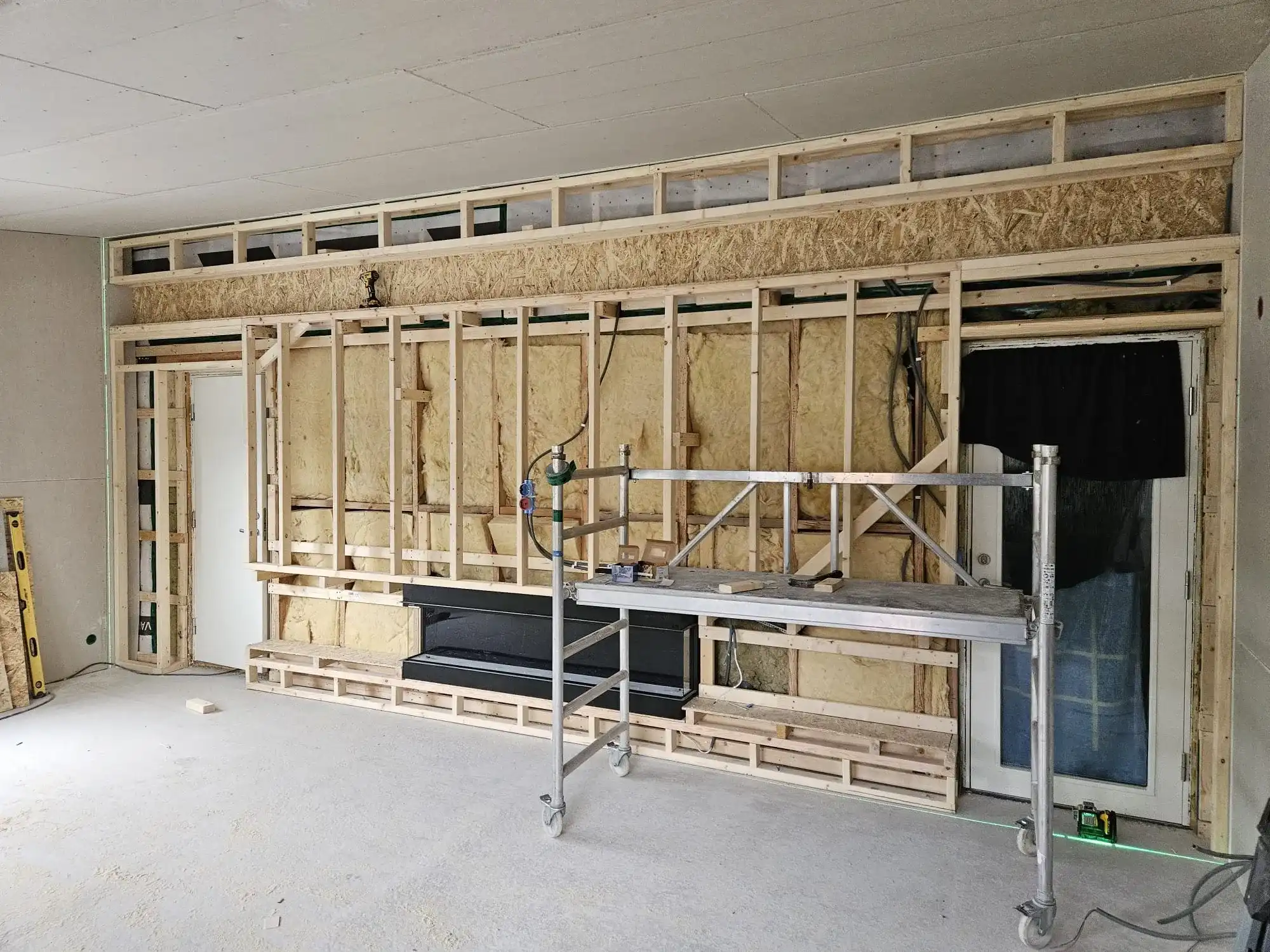 Stilren tillbyggnad – från modern utsida till lyxig insida bild 3